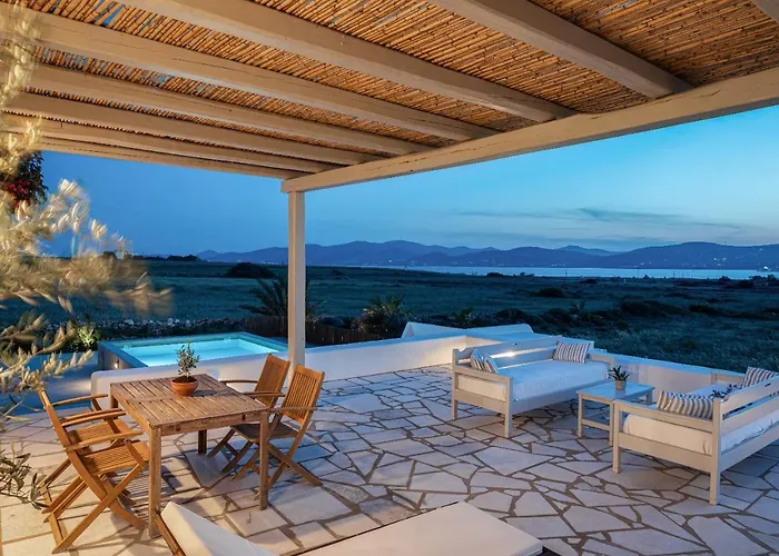 Paros House * Pounda