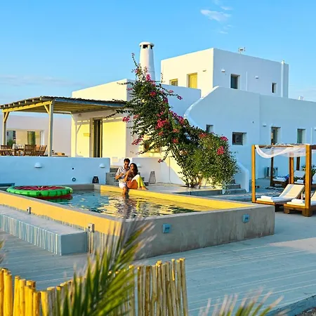 Paros House * Pounda