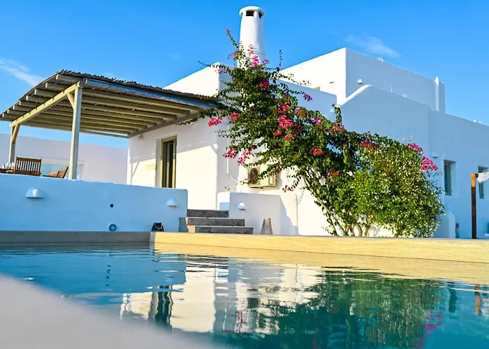 Paros House