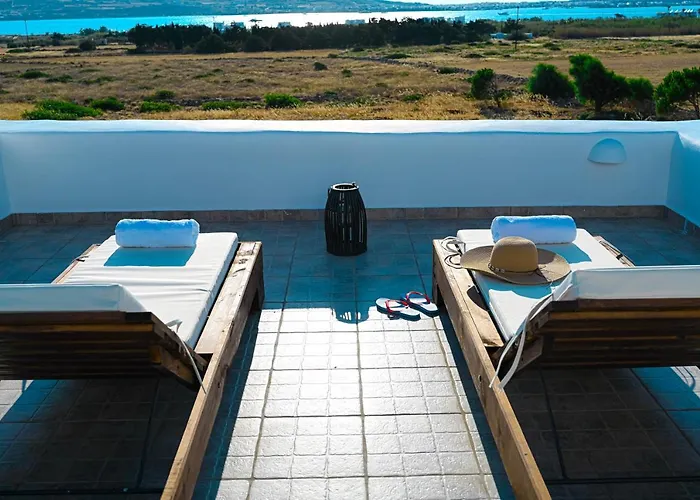 Paros House * Pounda