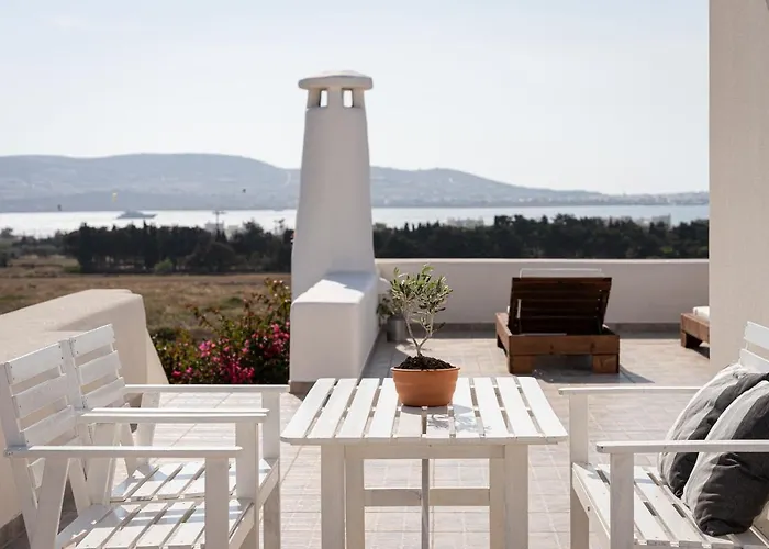 Paros House * Pounda