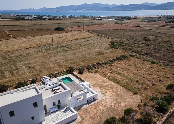 Paros House * Pounda